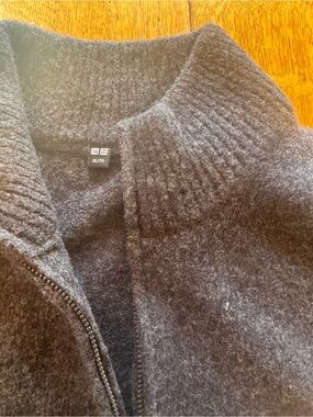 Men's Gray 1/4 Zip Knit Sweater Jacket - Classic Cozy Layer